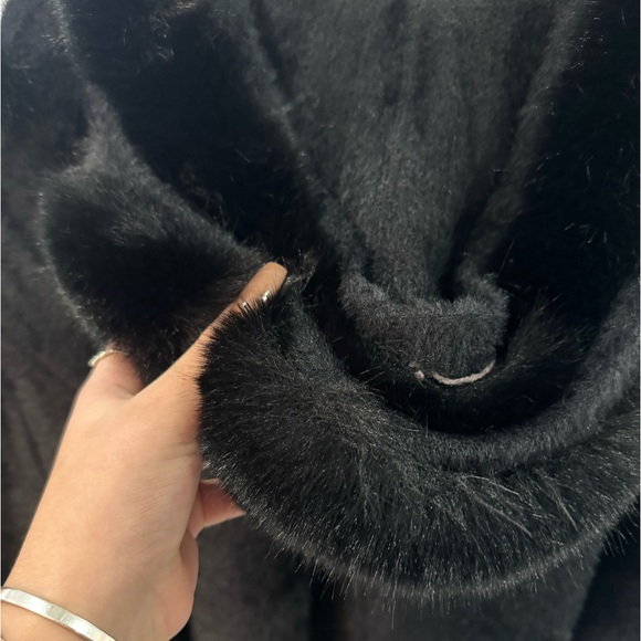 FORAVI - FAUX FUR JACKET W/ HOOD - Picture 6 of 6